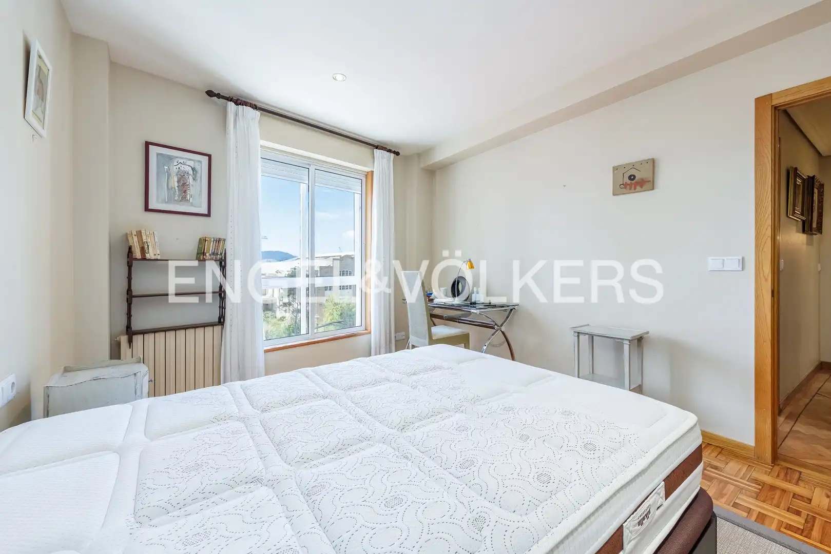 Bedroom of Apartments for rent in Vigo   with Heating, Private garden and Terrace