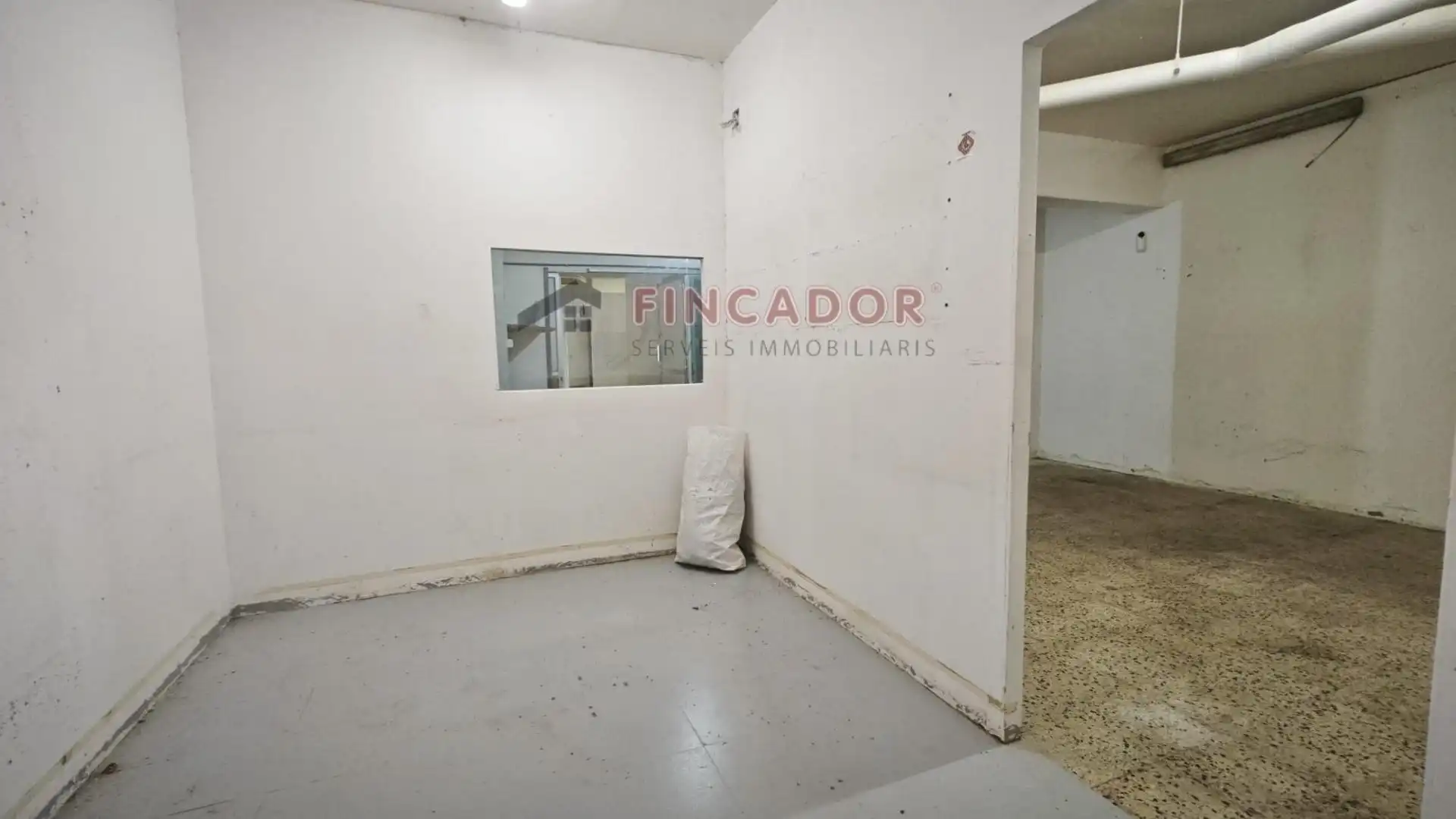 Local comercial en venta en Carrer de Salinas, imagen 5
