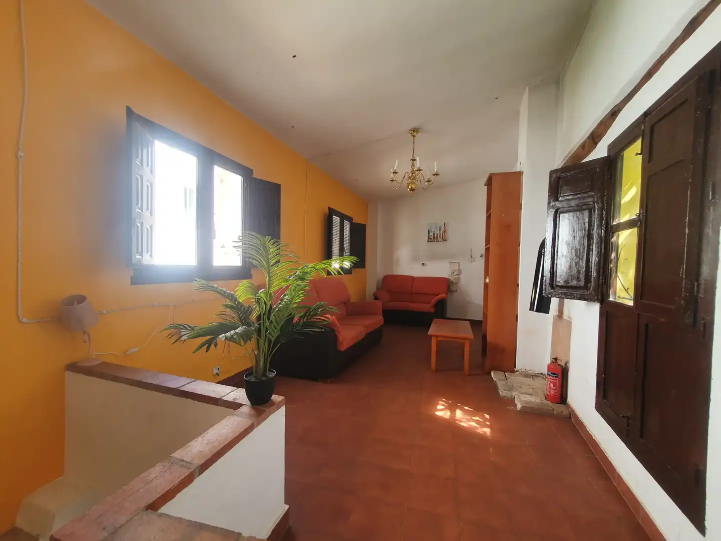Sala d'estar de Casa o xalet en venda en Guadix amb Traster i Moblat