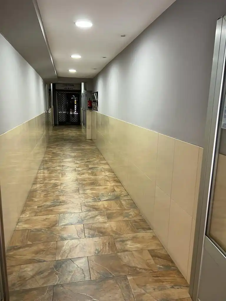 Local comercial en venda a Calle Covadonga 30, imagen 2