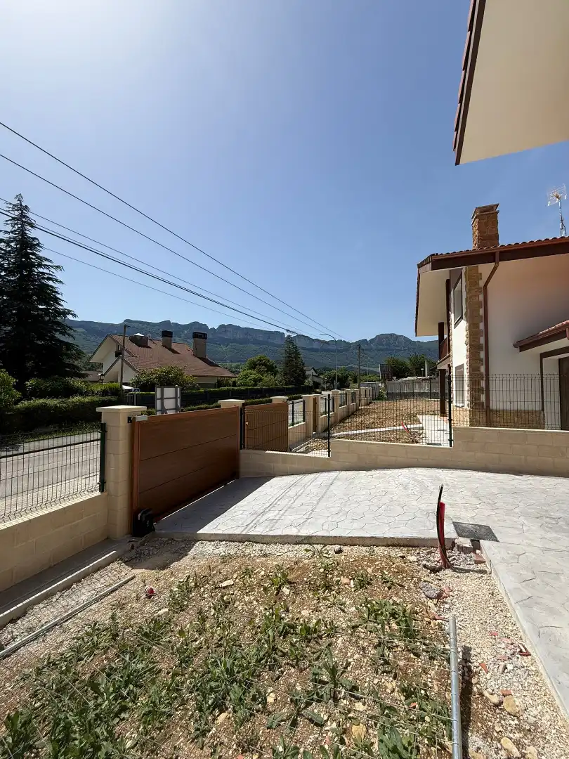 Calle los Rollos, 1, Valle de Mena
