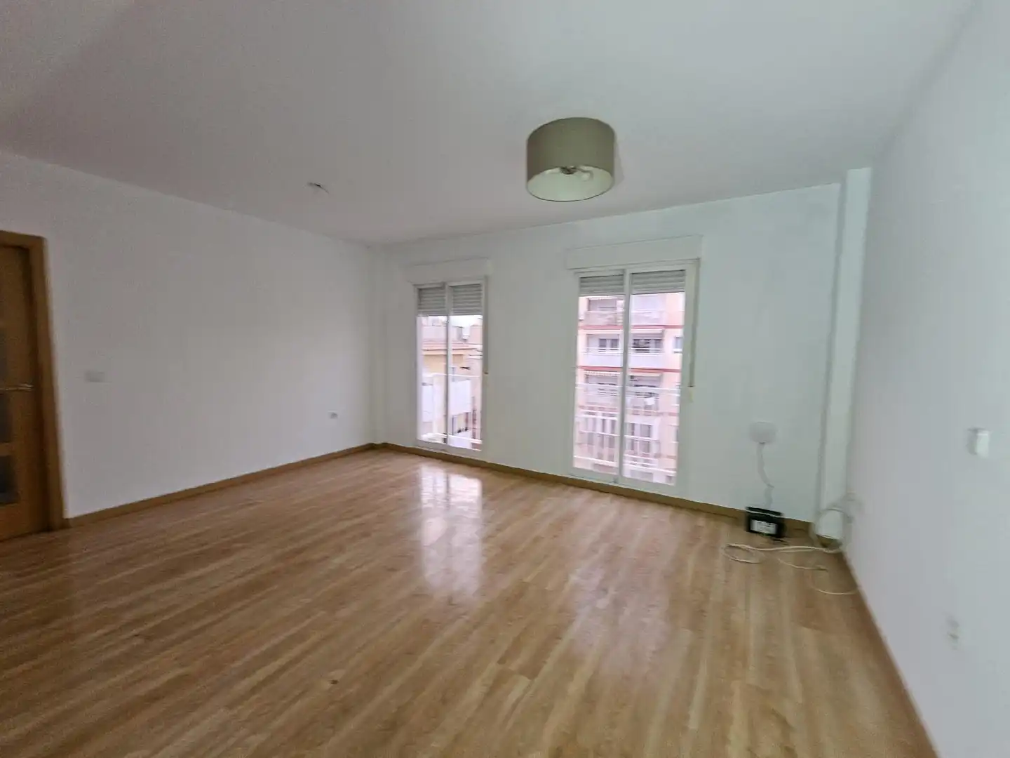 Sala d'estar de Dúplex en venda en Elda amb Terrassa i Traster