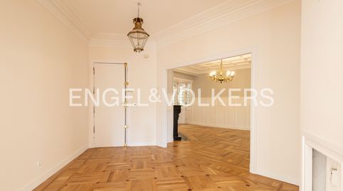 Photo 4 of Flat for rent in Paseo de Eduardo Dato, Almagro, Madrid Capital