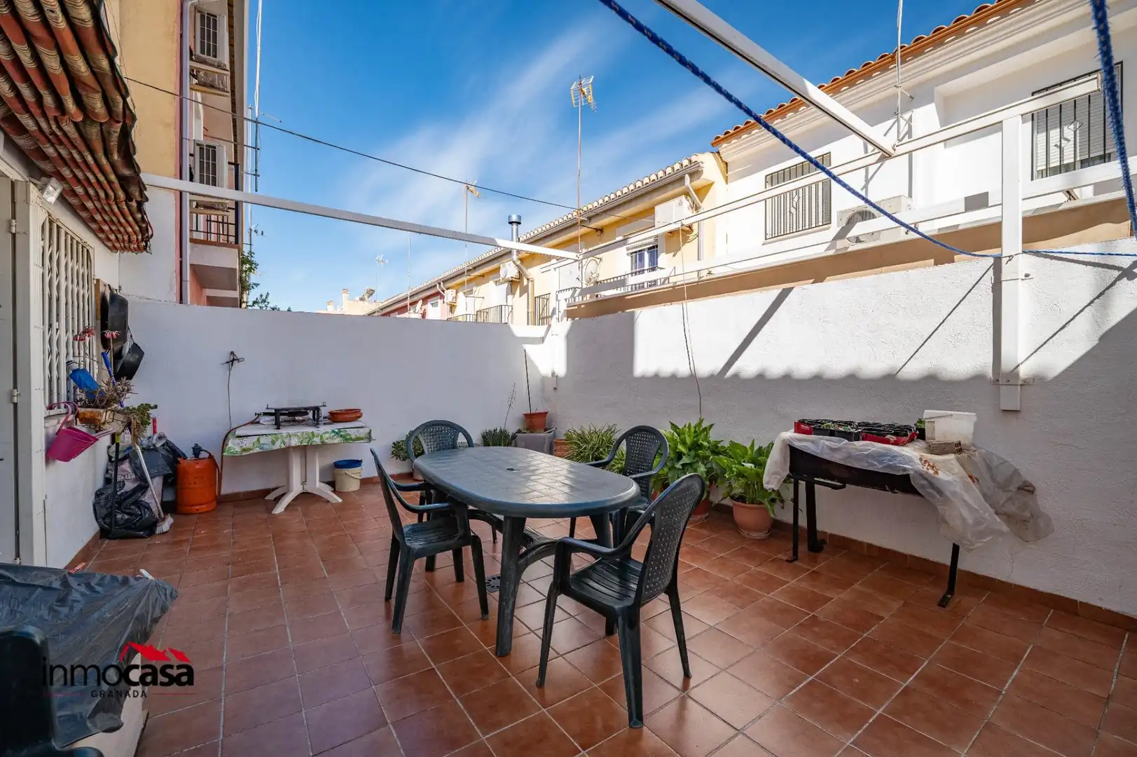 Terrassa de Casa adosada en venda en Armilla amb Aire condicionat, Calefacció i Jardí privat