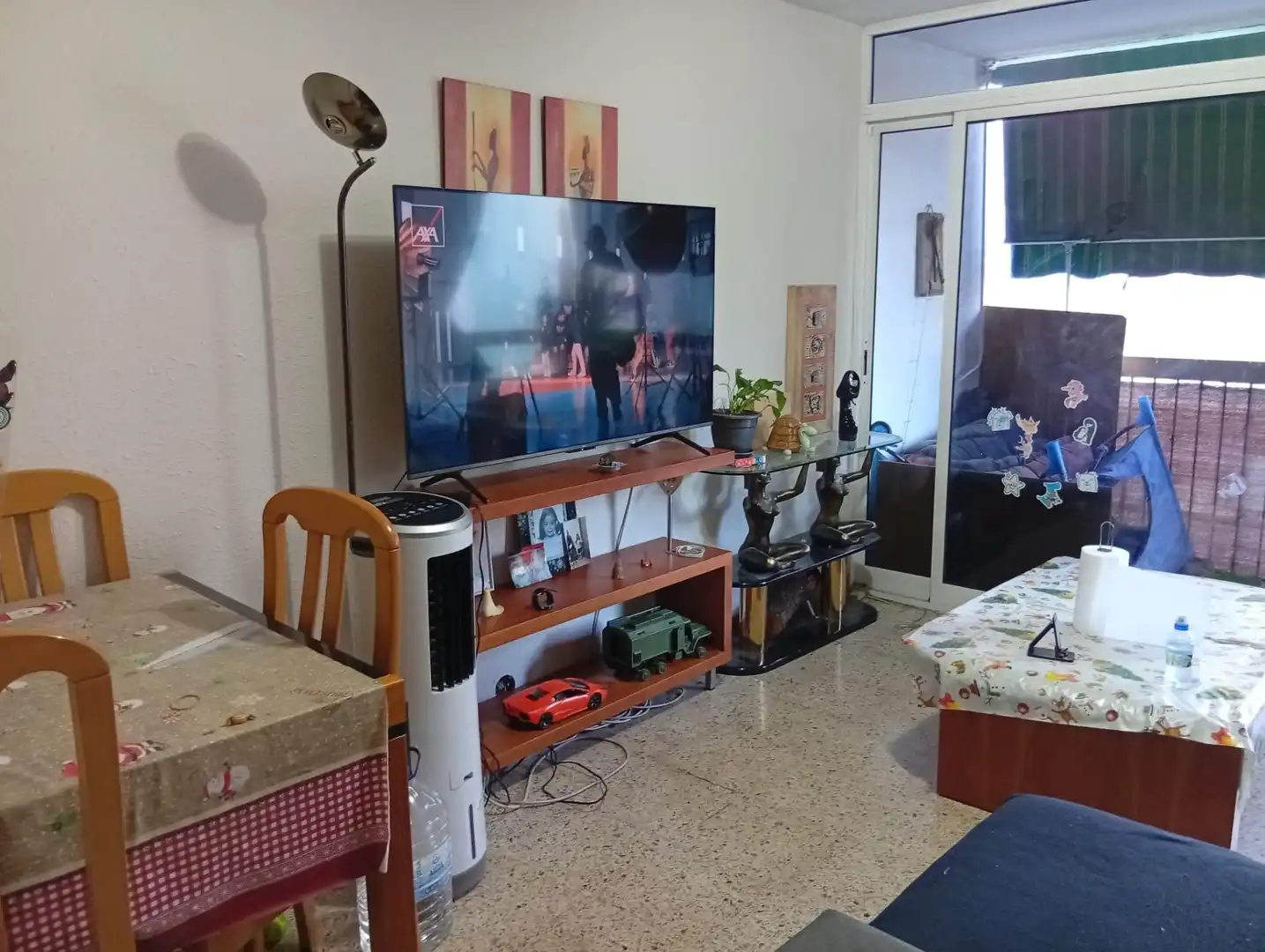 Sala de estar de Piso en venta en Santa Perpètua de Mogoda con Balcón