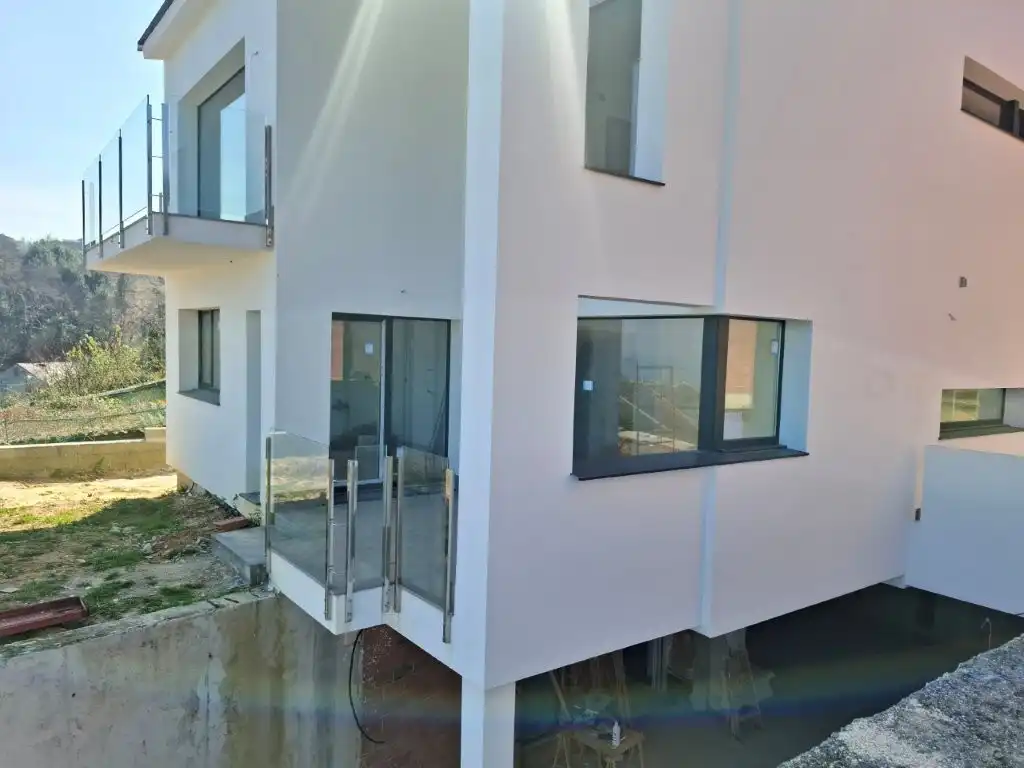 Vista exterior de Casa o xalet en venda en Foz amb Jardí privat, Terrassa i Traster