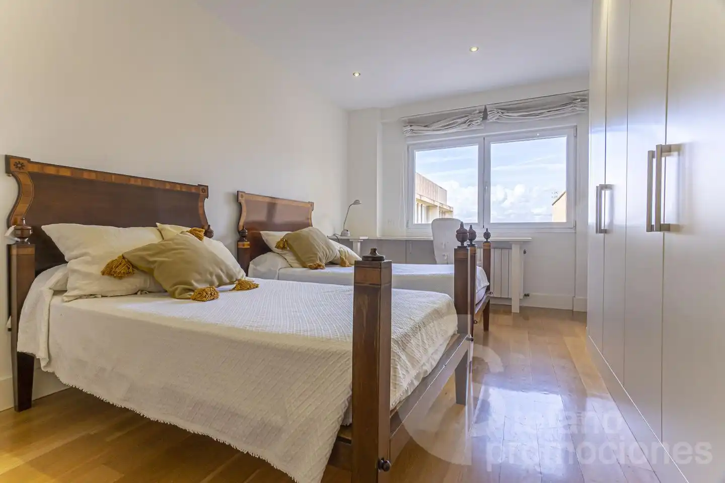 Schlafzimmer von Dachboden zur Miete in Málaga mit Klimaanlage, Heizung und Parkett