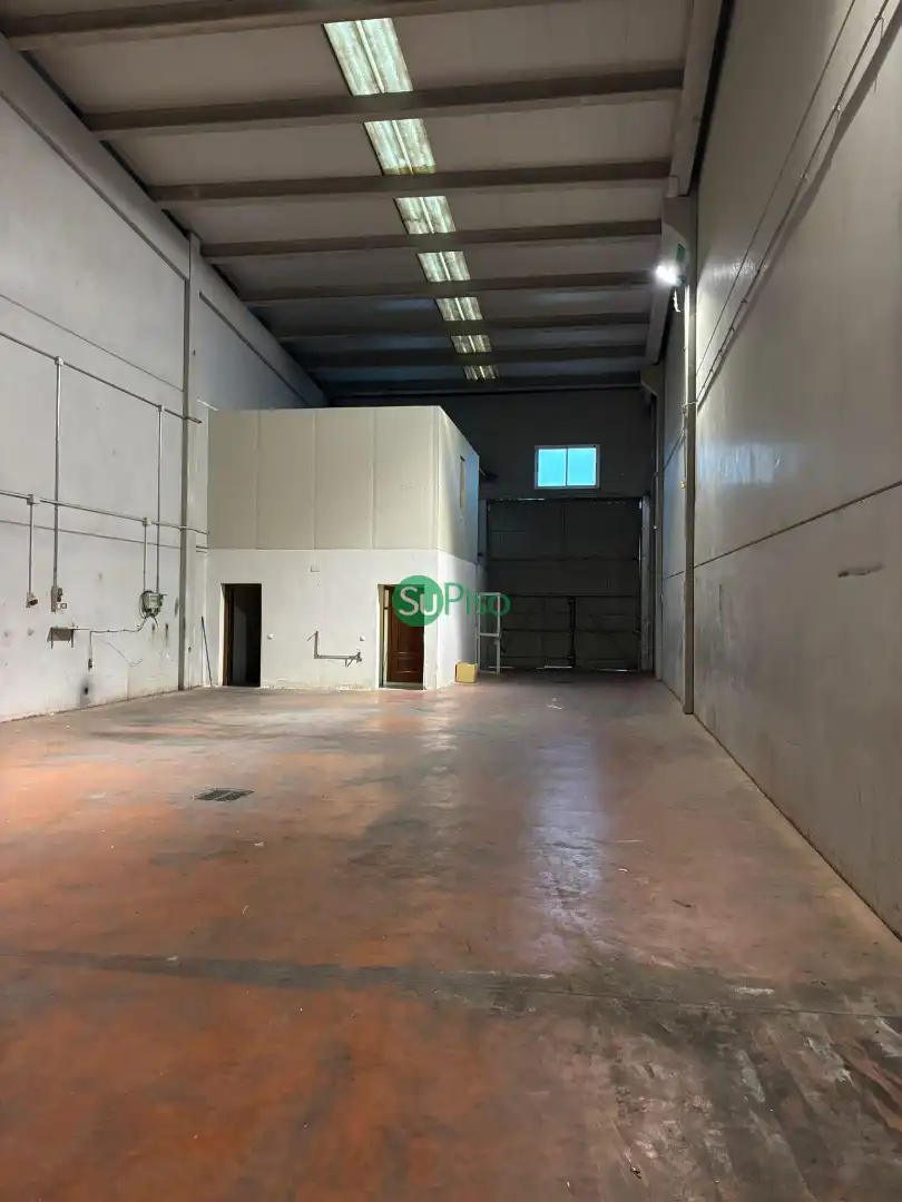 Nau industrial en venda en Illescas amb Alarma