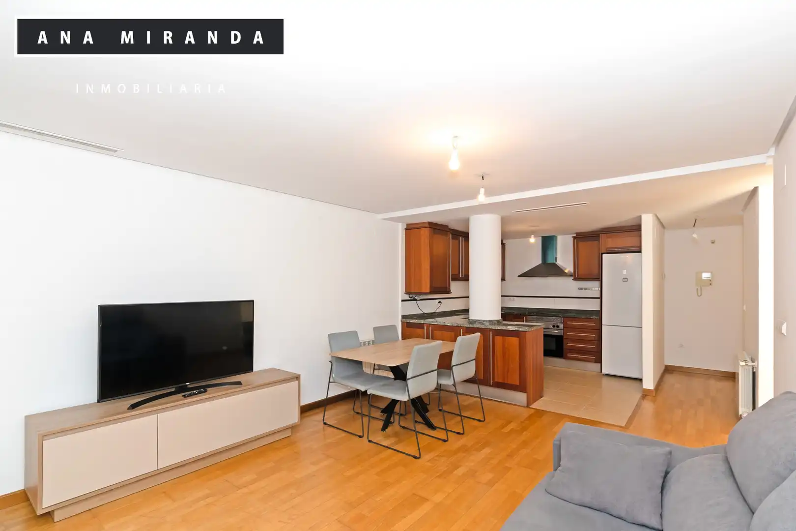 Piso con piscina en venta en Carrer del Mestre Serrano 28