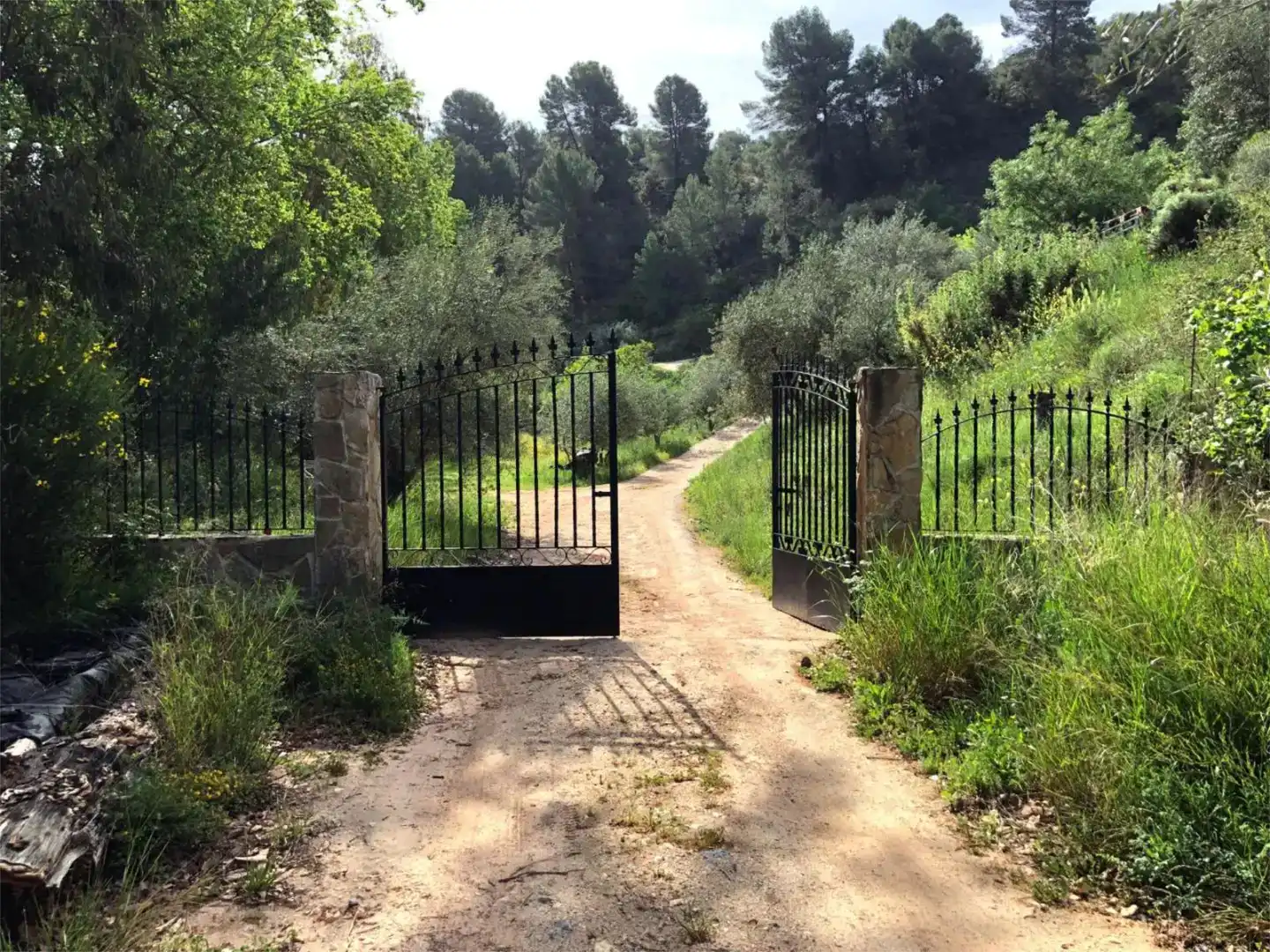 Jardí de Pis en venda en El Burgo amb Jardí privat, Parquet i Traster