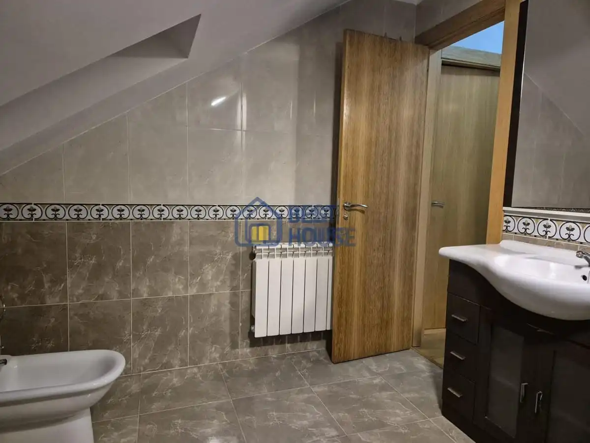 Duplex con ascensore in vendita a Trobajo del Camino, imagen 10