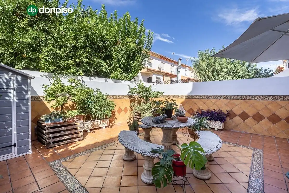 Adossat amb terrassa en venda a Calle de Jerónimo de Rueda 34, imagen 4