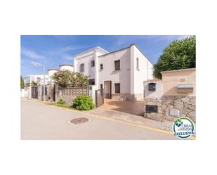 Exterior view of House or chalet for sale in Empuriabrava  with Air Conditioner