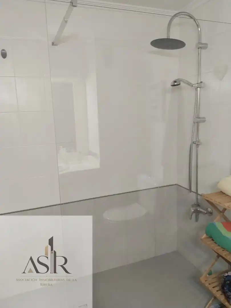 Badezimmer von Wohnung zum Verkauf in Alzira