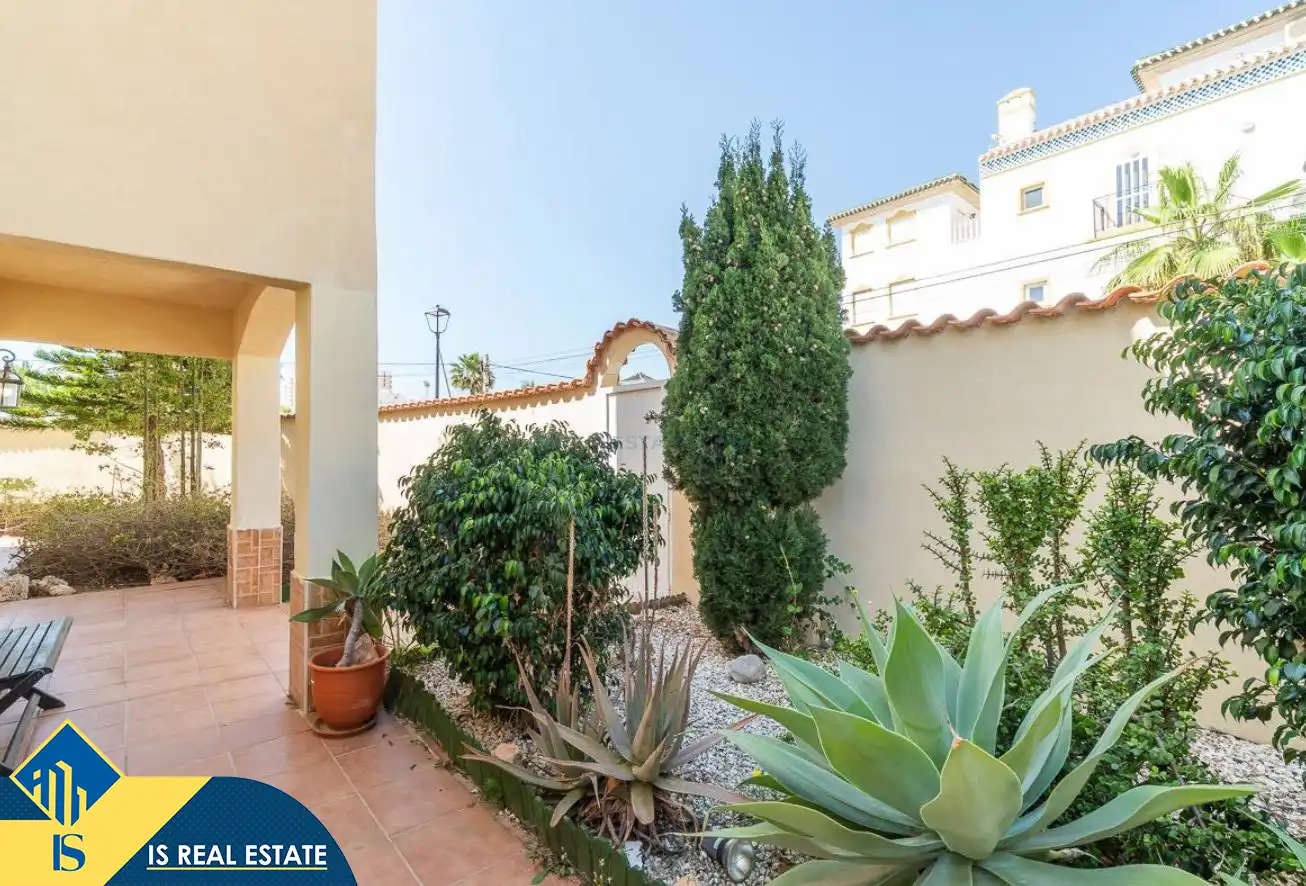 Chalet con terraza en venta en La Mata, imagen 6