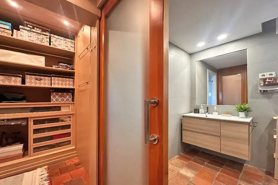 Bathroom of Houses for sale in Hoyo de Manzanares  with Air Conditioner, Heating and Private garden