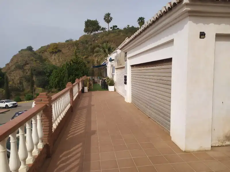 Vista exterior de Local de lloguer en Torrox