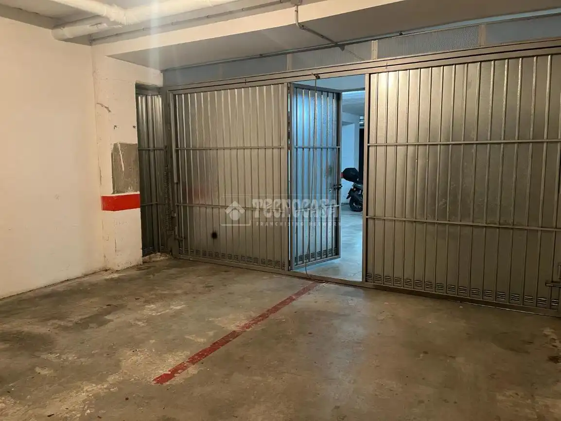 Garaje en venta en Cúllar Vega