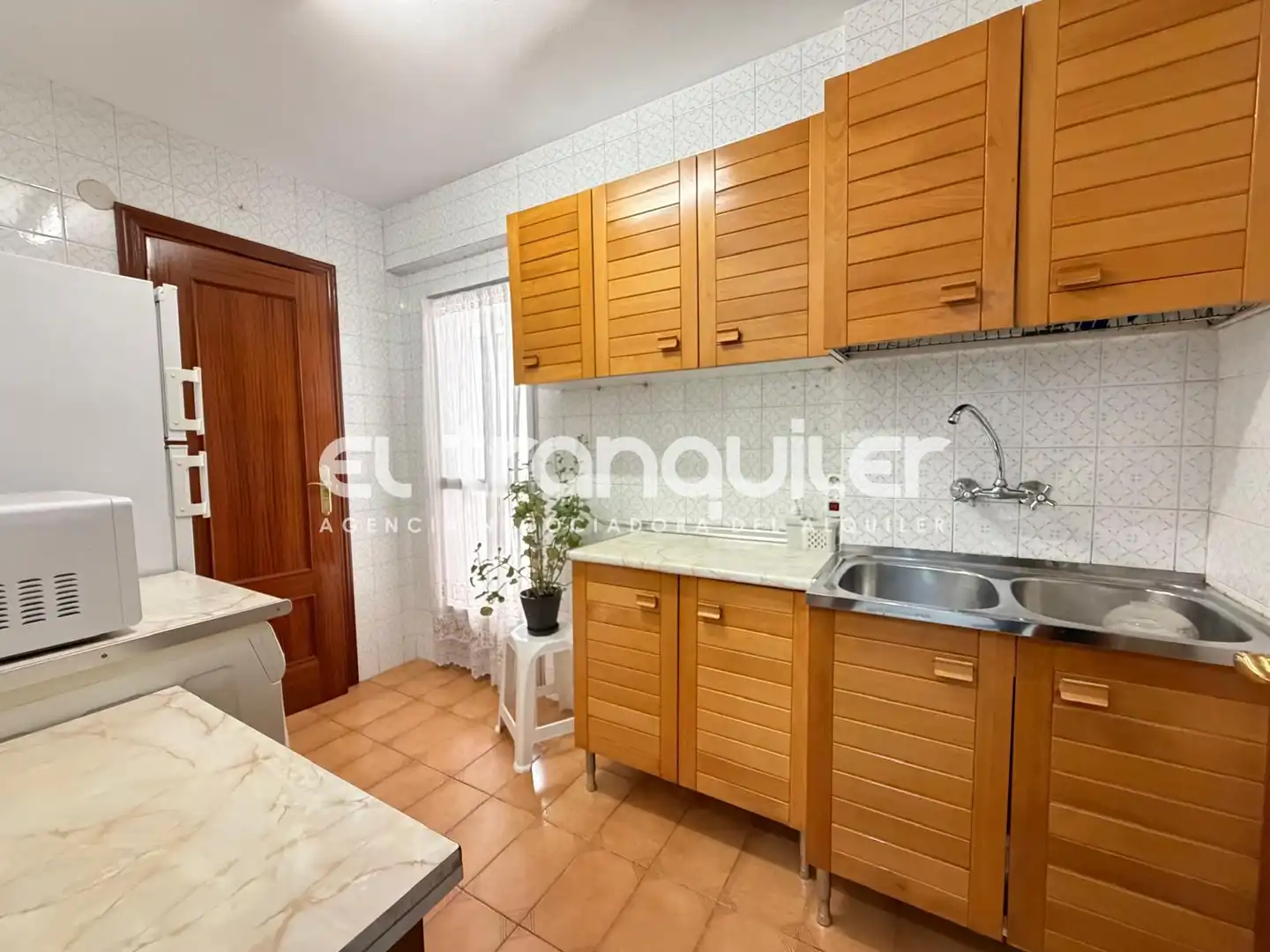 Flat for rent in Calle Ampurdan, Zarzaquemada