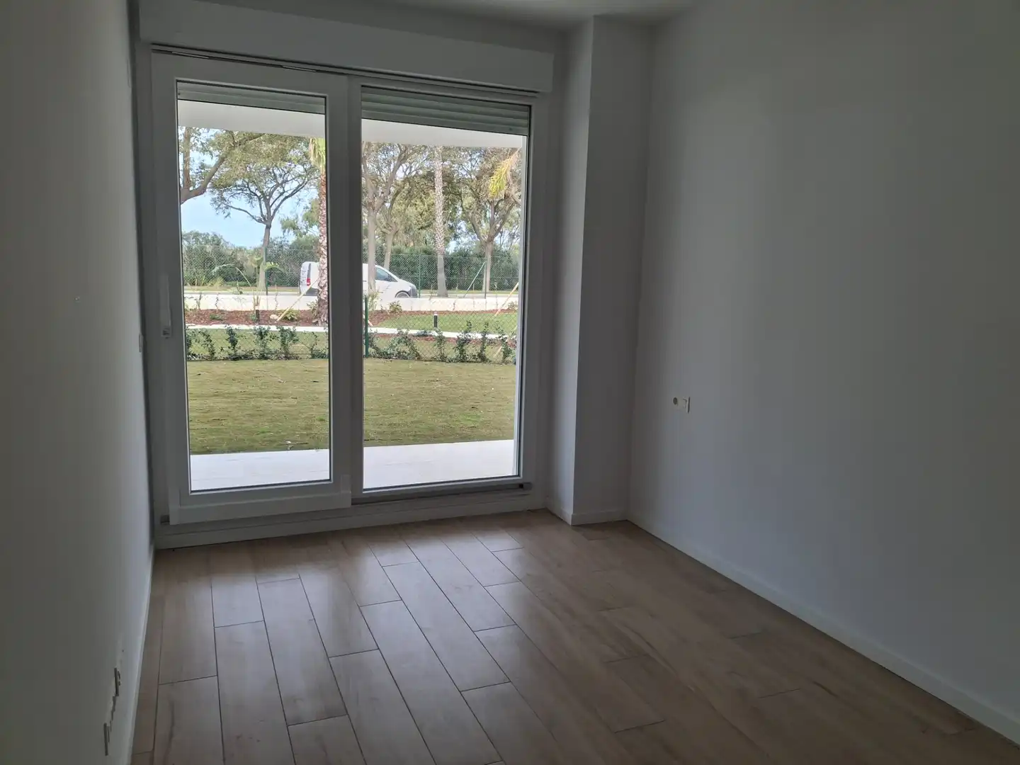 Habitación de Planta baja en venta en Chipiona con Aire acondicionado, Calefacción y Jardín privado