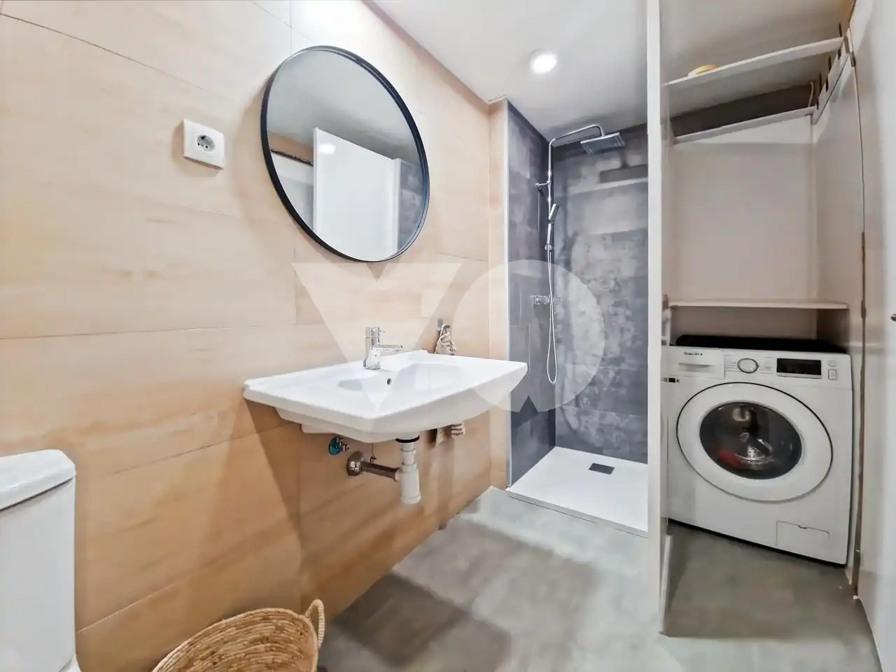 Baño de Dúplex en venta en Madrid con Aire acondicionado y Calefacción