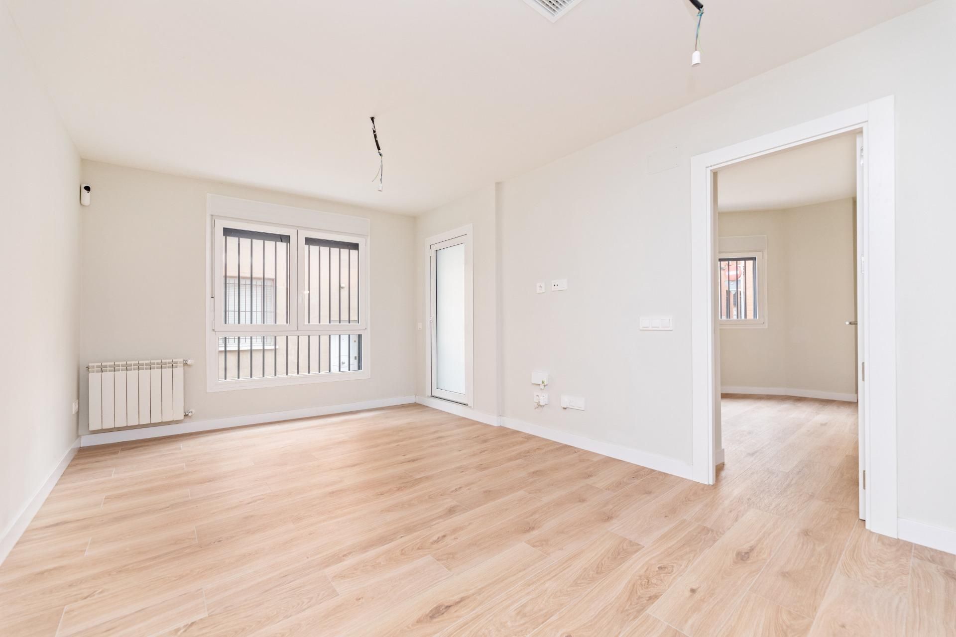Apartment for sale in  Madrid Capital  with Air Conditioner, Storage room and Alarm