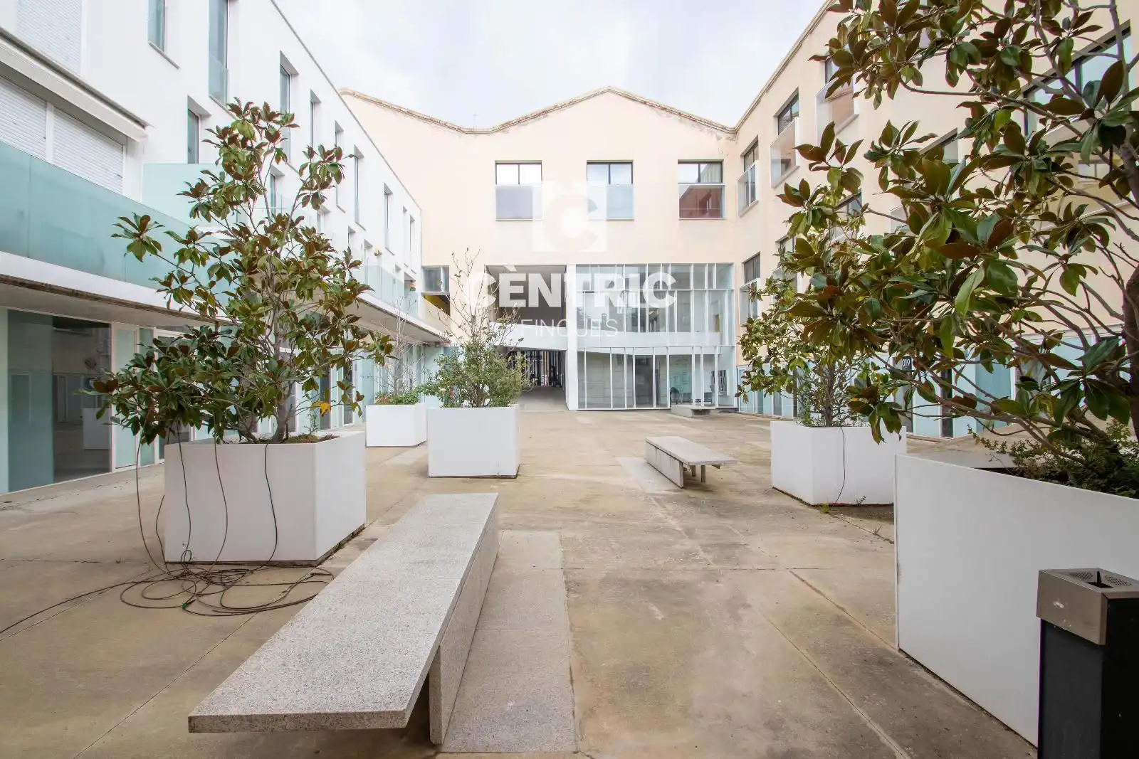 Außenansicht von Büro zur Miete in Terrassa