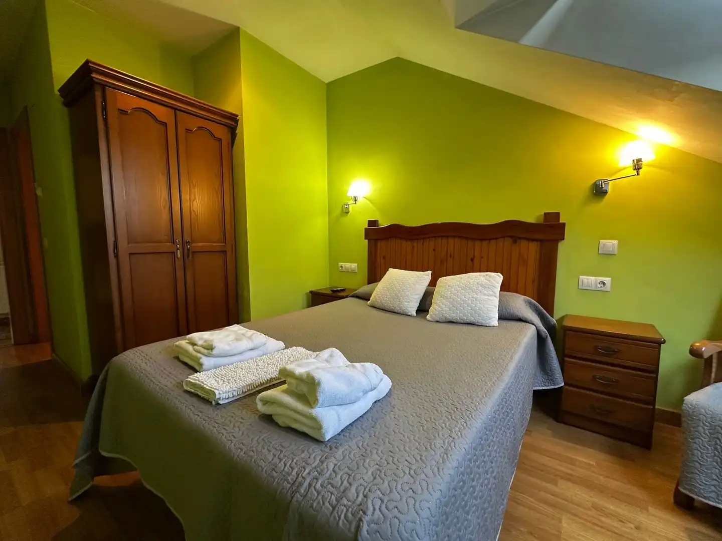 Bedroom of Flat for sale in Siero
