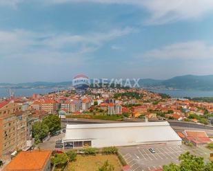 Vista exterior de Pis en venda en Vigo 