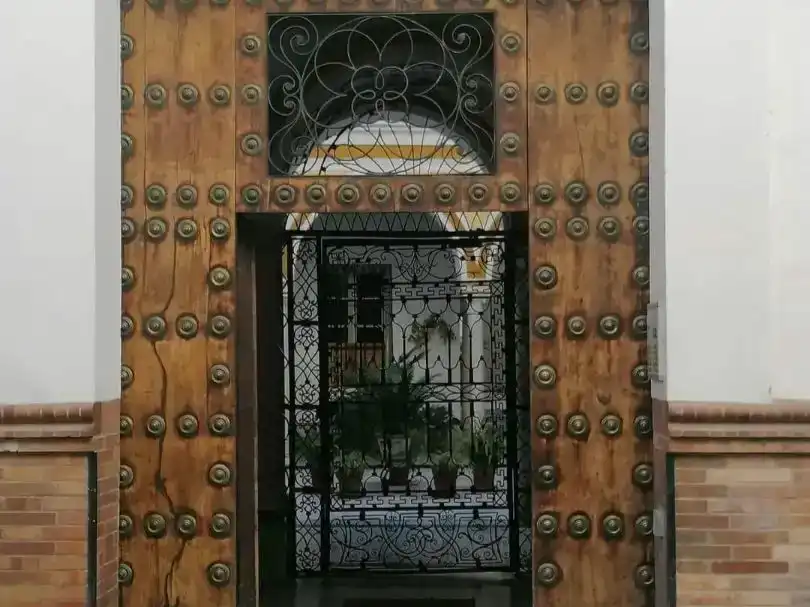 Vista exterior de Pis en venda en  Sevilla Capital amb Aire condicionat i Balcó