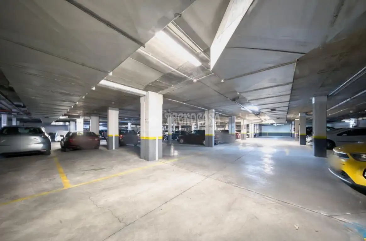 Parking of Garage for rent in Valladolid