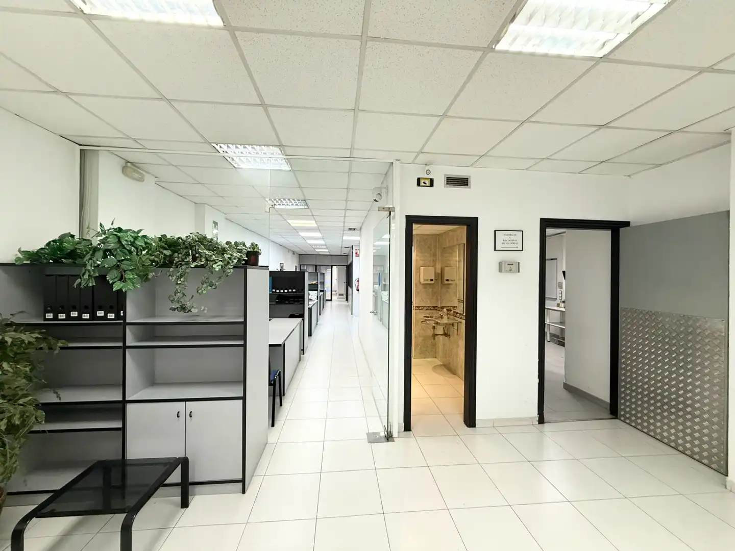 Commercial properties for rent in Barcelona  with Air Conditioner and Heating
