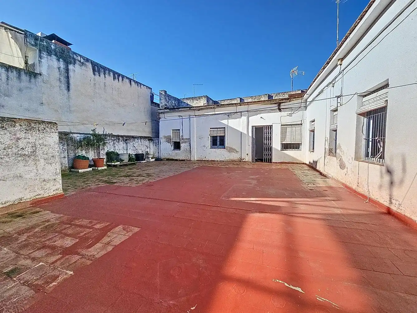 Casa o xalet en venda a MONTERO, Sta. Marina - San Andrés - San Pablo - San Lorenzo