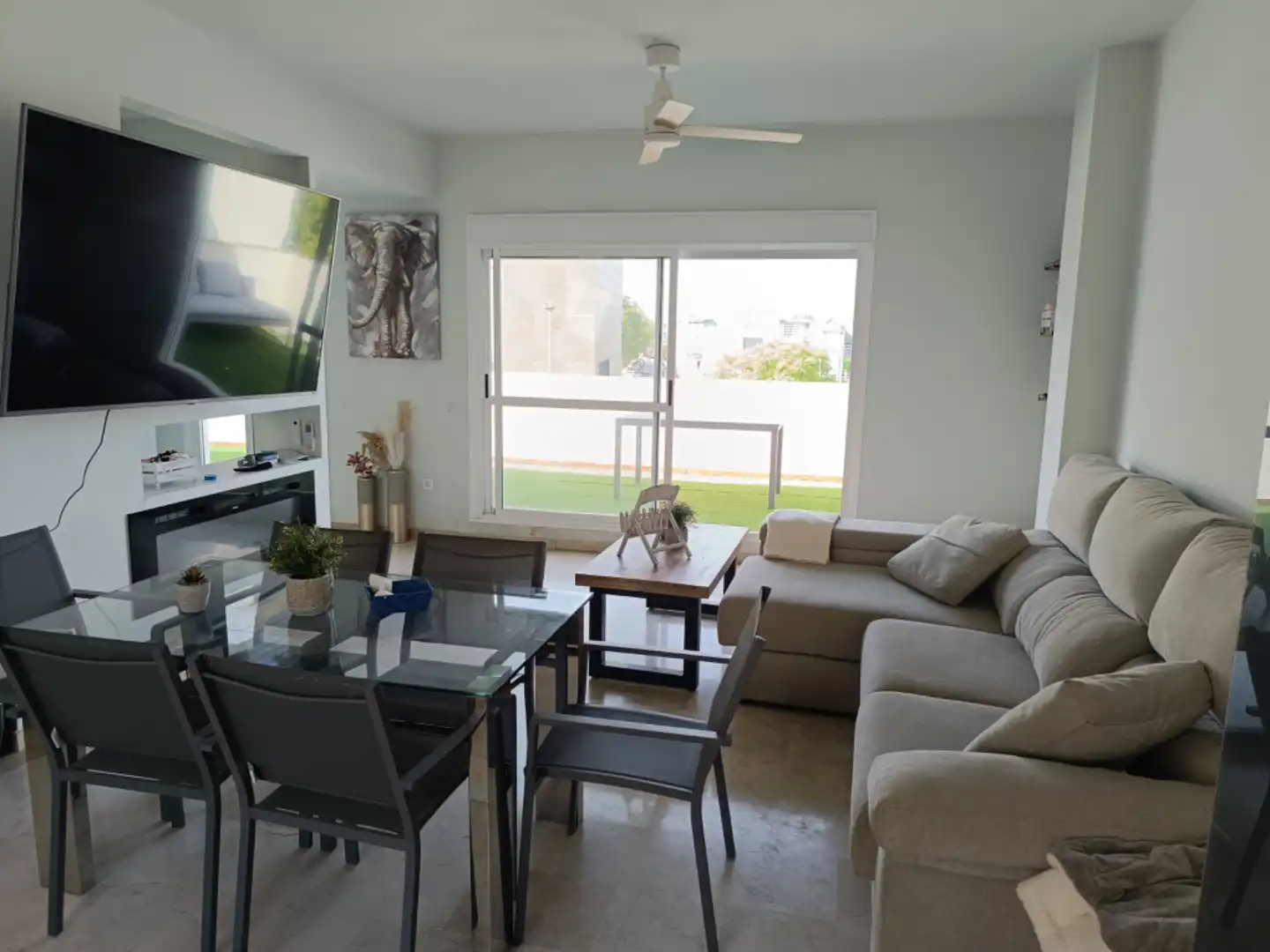 Living room of Attic for sale in Sanlúcar de Barrameda  with Air Conditioner, Terrace and Furnished