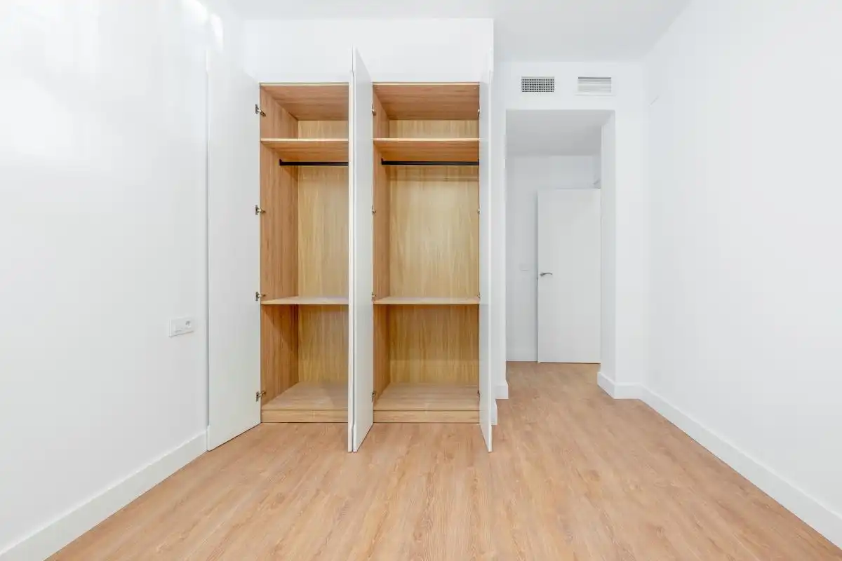 Schlafzimmer von Erdgeschoss zum Verkauf in Sevilla mit Heizung