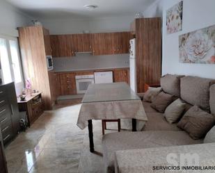 Cuina de Casa o xalet en venda en Villamartín amb Terrassa i Traster