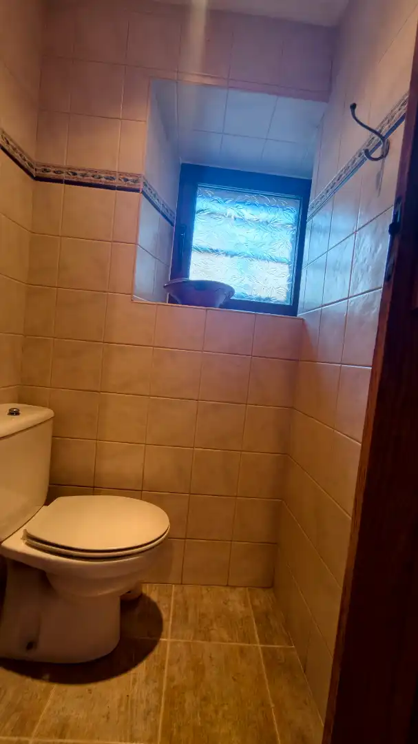 Bathroom of Houses for sale in Avilés  with Parquet flooring and Balcony