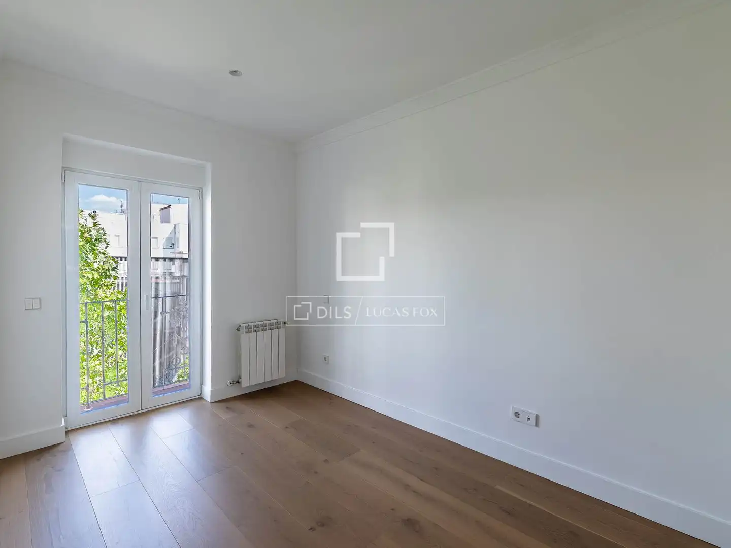 Bedroom of Attic for sale in Madrid  with Air Conditioner, Heating and Parquet flooring