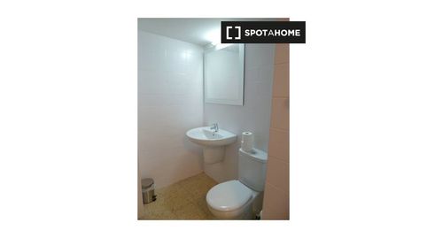 Foto 4 de Habitació a Grancasa, Zaragoza Capital