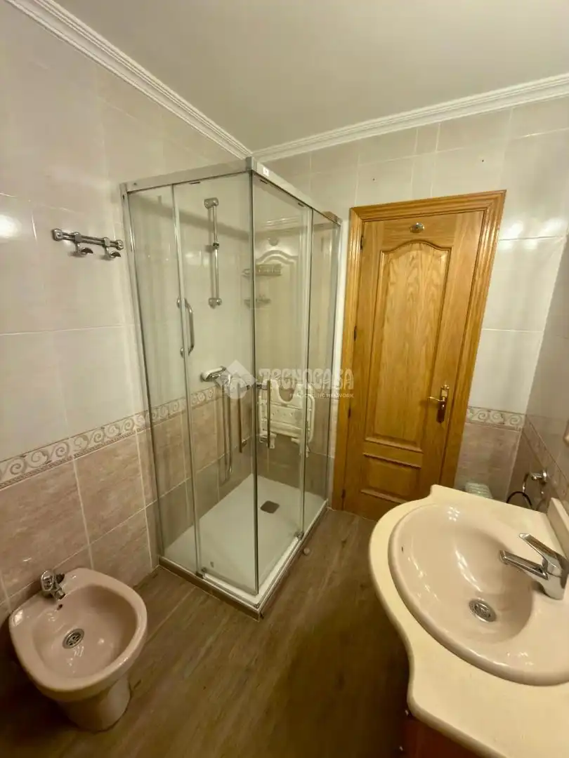 Baño de Piso en venta en Valdemoro con Calefacción y Trastero