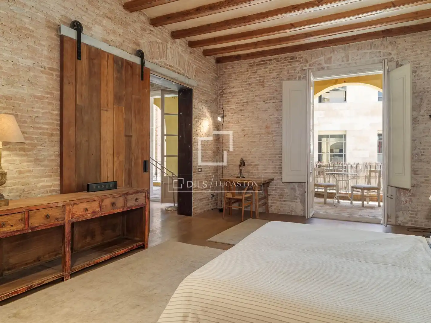 Habitación de Piso en venta en Barcelona con Aire acondicionado, Terraza y Amueblado