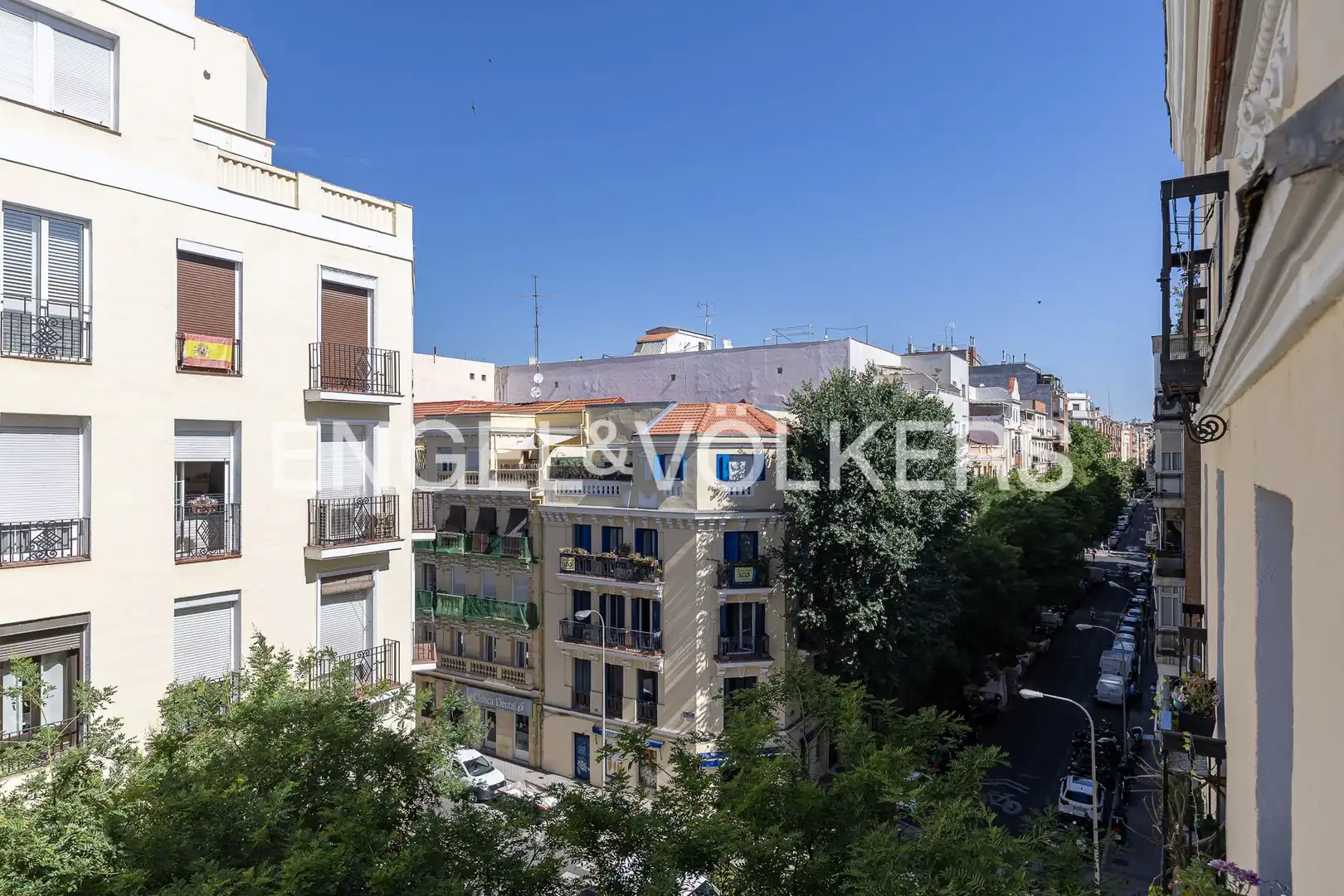 Vista exterior de Pis de lloguer en Madrid amb Aire condicionat, Calefacció i Moblat
