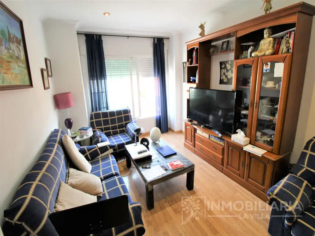 Vista exterior de Piso en venta en Coín con Aire acondicionado