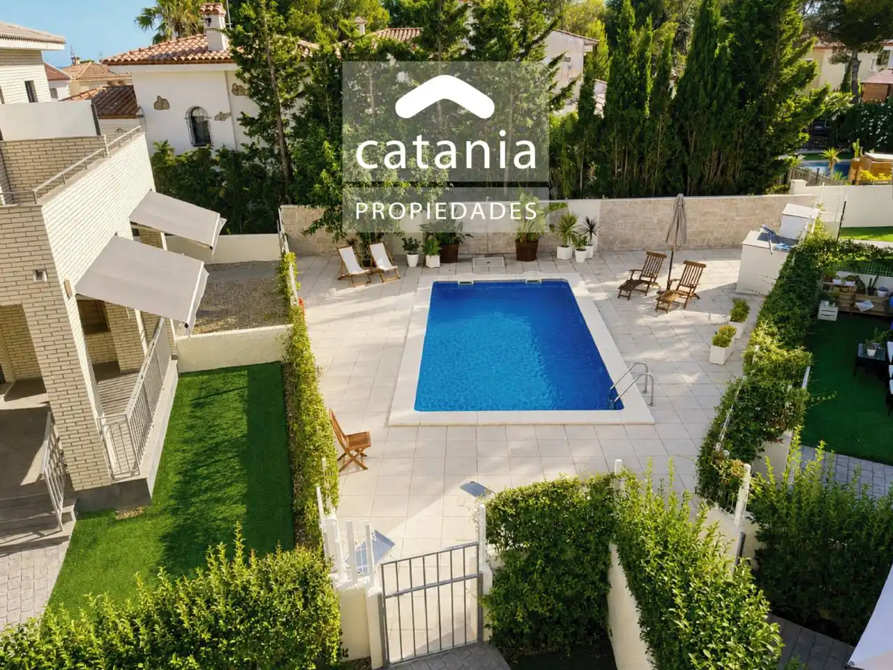 Casa bifamiliare con piscina in vendita a Calle Magnòlia, imagen 3