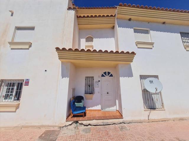 Casa-chalet en Venta en Largo El en Guazamara - Los Lobos