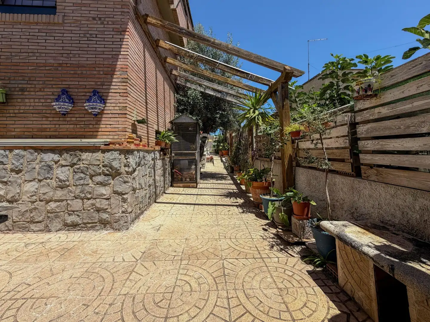 Terrassa de Casa o xalet en venda en L'Eliana amb Aire condicionat, Jardí privat i Terrassa