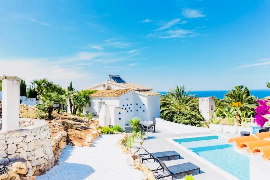 Chalet con terraza en venta en El Montgó