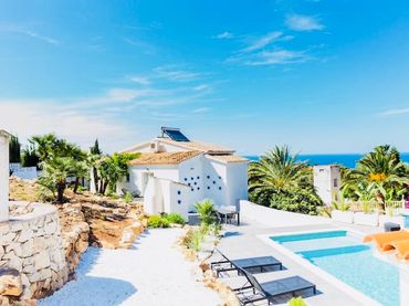 Villa mit Balkon zum Verkauf in El Montgó