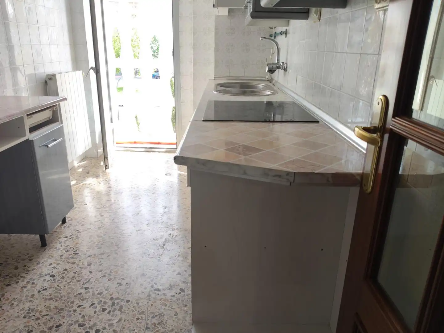 Kitchen of Flat for sale in Zaragoza  with Heating, Terrace and Storage room