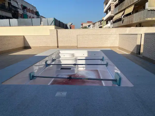Piscina de Dúplex en venta en Montcada i Reixac con Aire acondicionado, Calefacción y Terraza